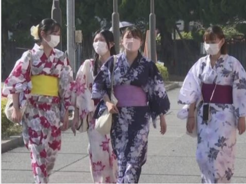 tanabata-college-students-go-to-school-in-colorful-yukata-okayama-tsuyama-1657244086-1.png