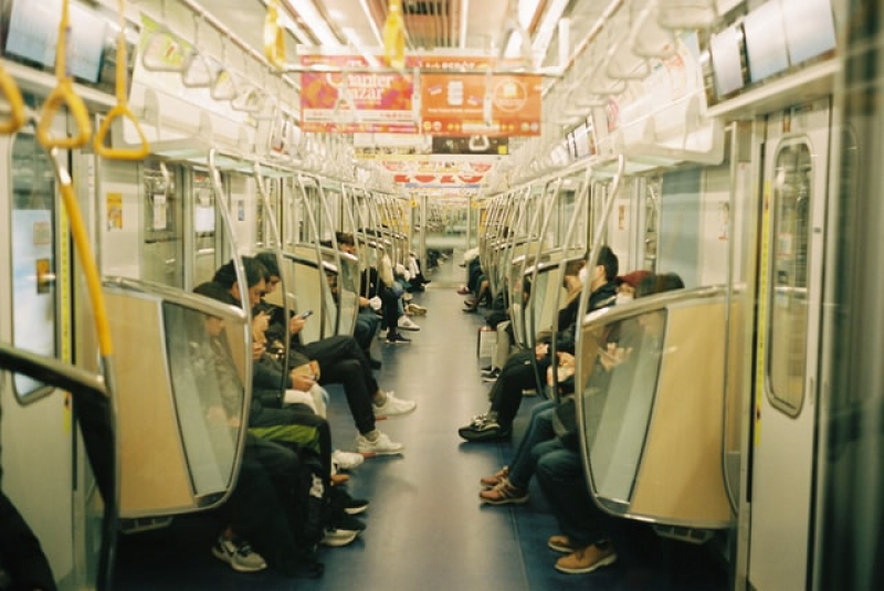 Is it true that Japanese people avoid sitting next to foreigners?
