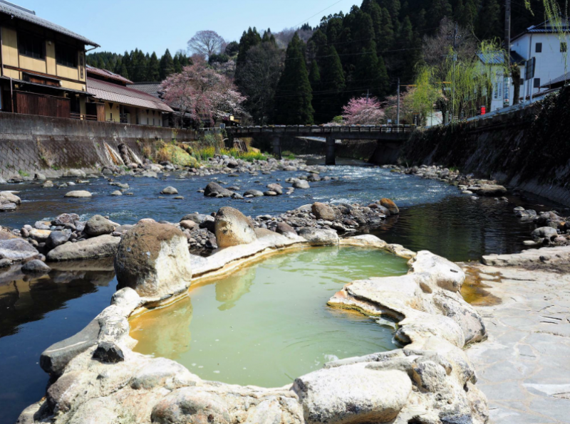 five-serene-hot-springs-in-japan-an-oasis-for-solo-travelers-to-heal-body-and-soul-1716513718-1.png