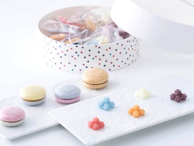 a-colorful-and-wonderful-assortment-collaboration-products-between-konpeito-ryokujuan-shimizu-and-japanese-sweets-tsuruya-yoshinobu-will-be-on-sale-for-a-limited-time-this-year-as-well-1737335333.jpg