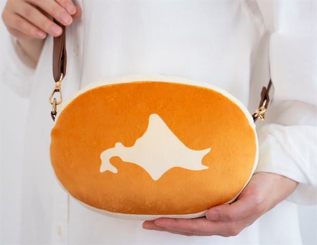 the-long-awaited-second-installment-hokkaido-cheese-steamed-cake-2-way-shoulder-bag-and-pouch-have-arrived-1750897814.jpg