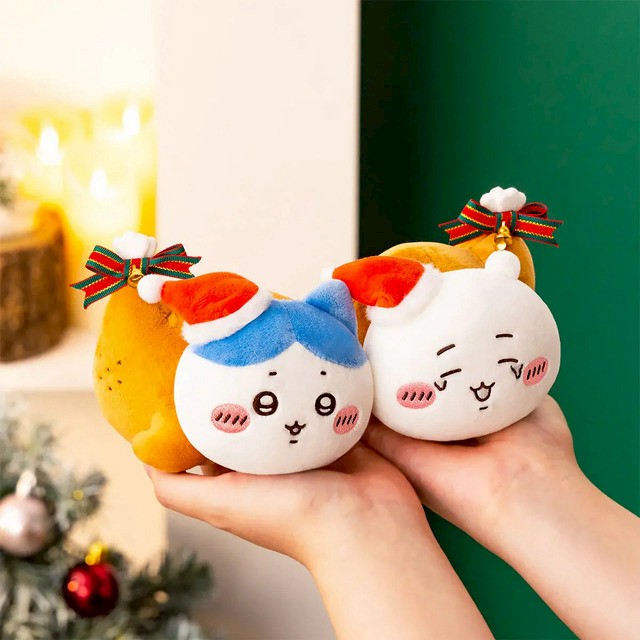 make-an-early-reservation-a-wide-range-of-new-chiikawa-christmas-merchandise-from-chicken-shaped-beetles-to-strong-looking-reindeer-1753061122.jpg