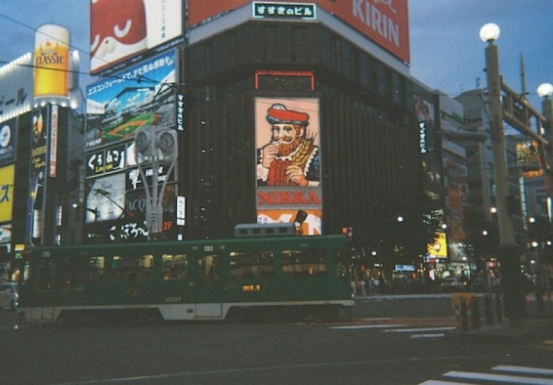 Japanese Photography Culture: “Utsurun Desu” Revival Among Gen Z