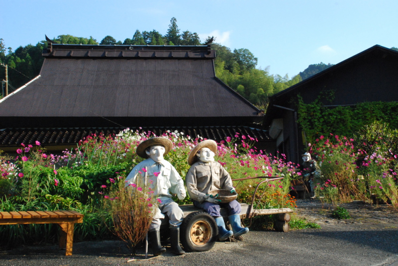 the-village-of-scarecrows-tokushimas-nagoro-settlement-brings-smiles-to-japans-mountain-villages-1759187713-1.jpg